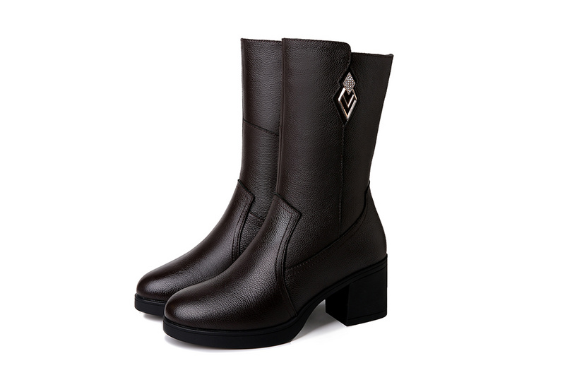 2025 shoes collection SKU-2025003